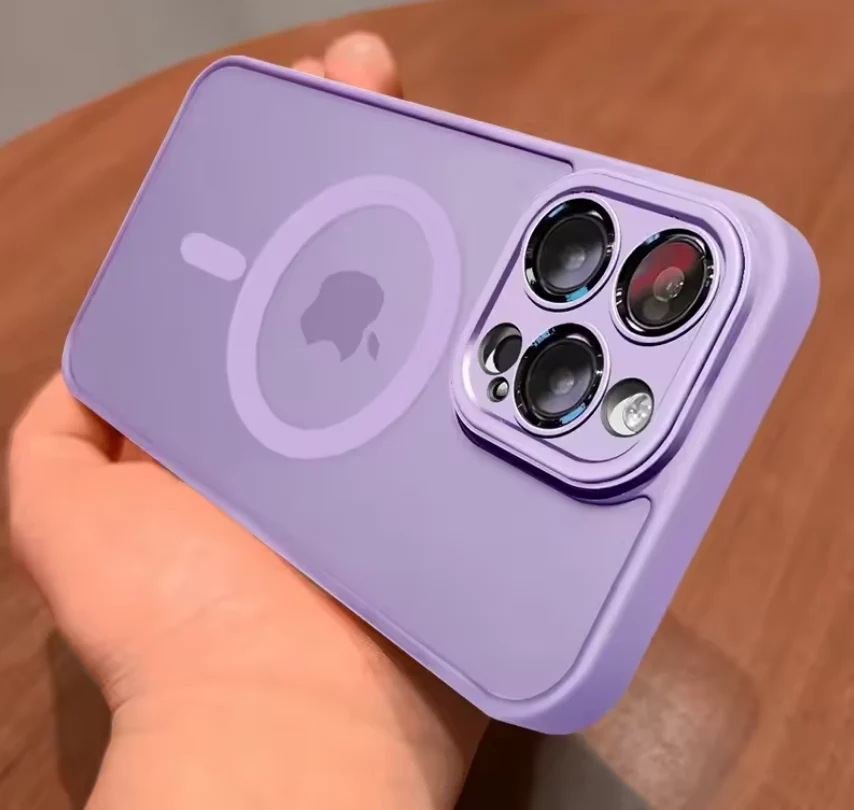 Magnetische Telefoonhoes met Lensbescherming – Matte Transparante Case met Schokabsorptie en Draadloos Opladen - Afbeelding 5